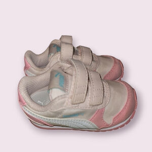Girls size 5C Puma Shoes Sneakers Pink Baby Toddler